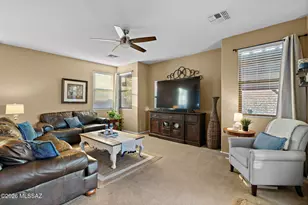 3688 W Scavenger Dr, Marana, AZ 85658 - Photo 13