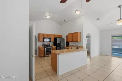 4611 Elkridge Drive, Tucson, AZ 85730 - Photo 13
