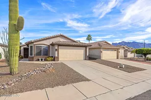 8920 N Tortolita Bluffs Pl, Tucson, AZ 85742 - Photo 1