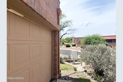 1669 W Calle Del Grajo, Green Valley, AZ 85622 - Photo 9