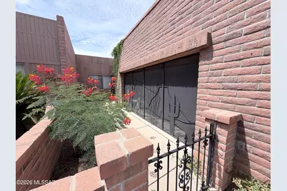 1669 W Calle Del Grajo, Green Valley, AZ 85622 - Photo 13