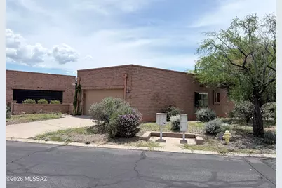 1669 W Calle Del Grajo, Green Valley, AZ 85622 - Photo 11