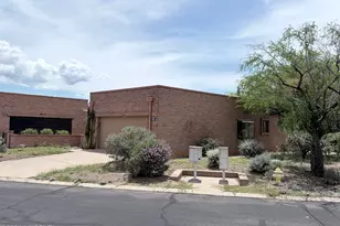 1669 W Calle Del Grajo, Green Valley, AZ 85622 - Photo 11