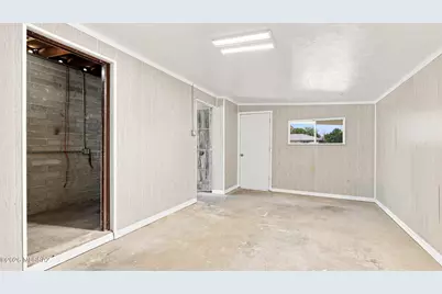 6735 E Montecito Drive, Tucson, AZ 85710 - Photo 27
