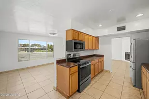 7102 E 33rd Pl, Tucson, AZ 85710 - Photo 17