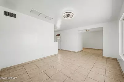 7102 E 33rd Place, Tucson, AZ 85710 - Photo 13