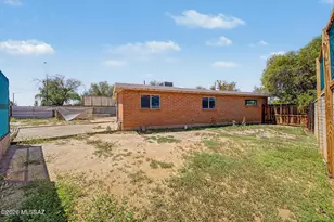7102 E 33rd Pl, Tucson, AZ 85710 - Photo 33