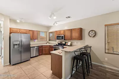 197 E Camino Del Abeto, Sahuarita, AZ 85629 - Photo 11