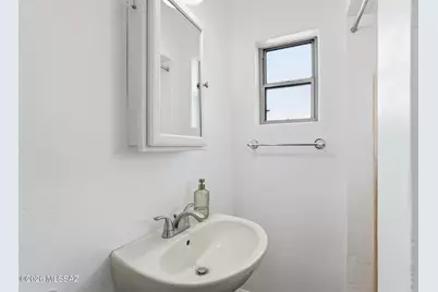 2842 E Stratford Drive, Tucson, AZ 85716 - Photo 13