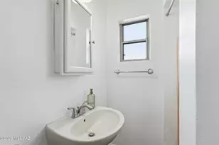 2842 E Stratford Dr, Tucson, AZ 85716 - Photo 13
