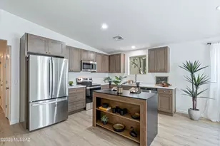 7155 S Vuelta Silueta, Tucson, AZ 85756 - Photo 5