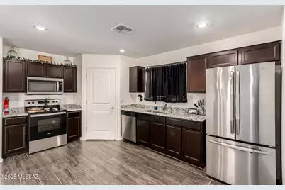 2907 W Dakota Vista Way, Tucson, AZ 85746 - Photo 7