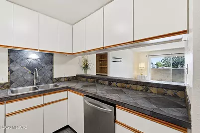 824 S Langley Avenue #101, Tucson, AZ 85710 - Photo 9