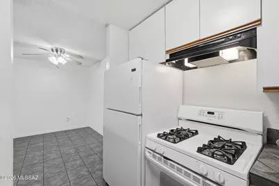 824 S Langley Avenue #101, Tucson, AZ 85710 - Photo 11