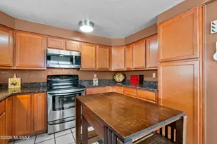 2350 W Sunkist Rd, Tucson, AZ 85755 - Photo 9