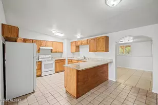 2742 W Dakota St, Tucson, AZ 85746 - Photo 9