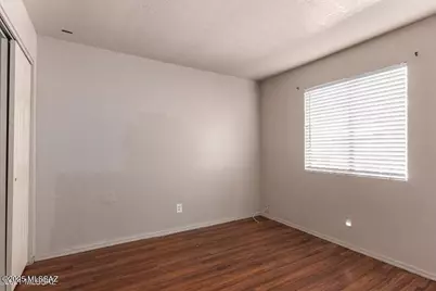 1940 W Chardonnay Drive, Tucson, AZ 85746 - Photo 9