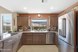 38185 S Birdie Dr, Tucson, AZ 85739 - Photo 11