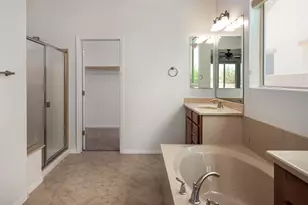 379 E Honey Bee Preserve Way, Oro Valley, AZ 85755 - Photo 25