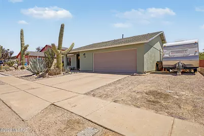 8300 N Firethorn Avenue, Tucson, AZ 85741 - Photo 37