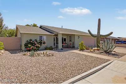 8300 N Firethorn Avenue, Tucson, AZ 85741 - Photo 1