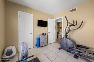 8300 N Firethorn Ave, Tucson, AZ 85741 - Photo 23