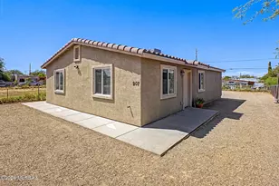 907 E 32nd St, Tucson, AZ 85713 - Photo 1