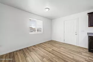 907 E 32nd St, Tucson, AZ 85713 - Photo 7