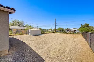 907 E 32nd St, Tucson, AZ 85713 - Photo 25
