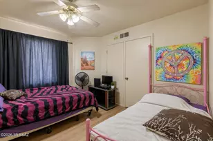 4646 N Laird Way, Tucson, AZ 85705 - Photo 11