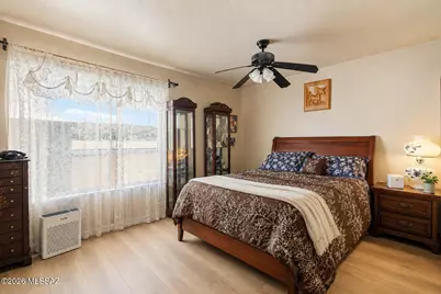 4646 N Laird Way, Tucson, AZ 85705 - Photo 9