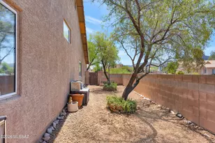 8901 N Palm Brook Dr, Tucson, AZ 85743 - Photo 25