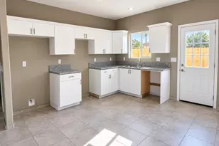 4477 N Pomona Ave, Tucson, AZ 85705 - Photo 5