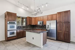 10783 S Heart Break Ridge Pl, Vail, AZ 85641 - Photo 13
