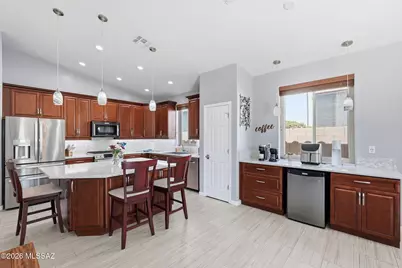 13218 N Pioneer Way, Oro Valley, AZ 85755 - Photo 5