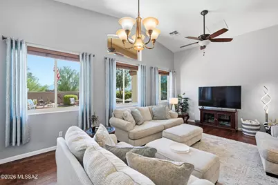 13218 N Pioneer Way, Oro Valley, AZ 85755 - Photo 11