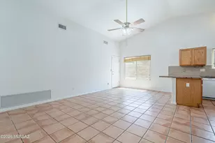 9780 E Paseo Del Tornasol, Tucson, AZ 85747 - Photo 19