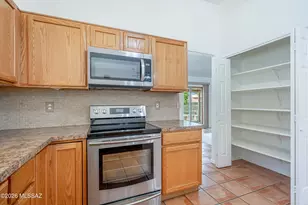9780 E Paseo Del Tornasol, Tucson, AZ 85747 - Photo 17