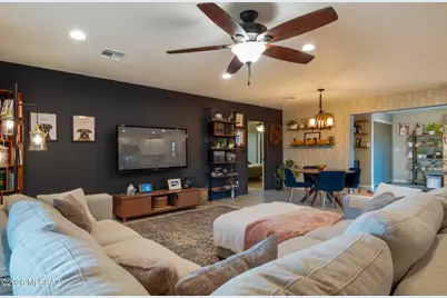 8101 E Kenyon Drive, Tucson, AZ 85710 - Photo 5