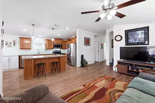 4001 E Blacklidge Dr, Tucson, AZ 85712 - Photo 11