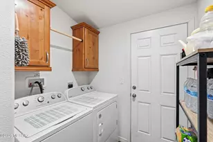 4001 E Blacklidge Dr, Tucson, AZ 85712 - Photo 37