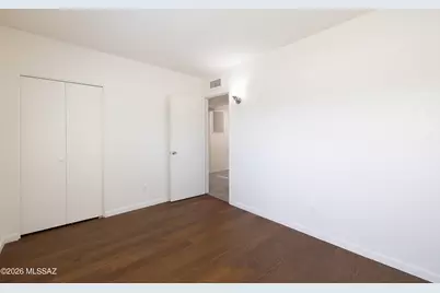 2434 S Palm Springs Drive, Tucson, AZ 85710 - Photo 29