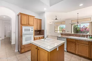 10094 E Stone Spring Pl, Tucson, AZ 85749 - Photo 11