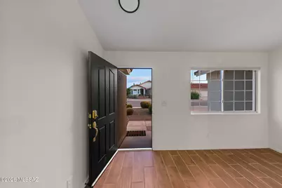 8089 E Gary Court, Tucson, AZ 85715 - Photo 3