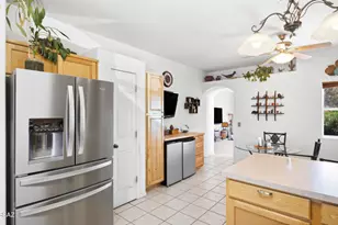 1076 Desert Oak Pl, Sierra Vista, AZ 85635 - Photo 13