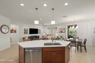 1852 N Riposte Dr, Green Valley, AZ 85614 - Photo 13