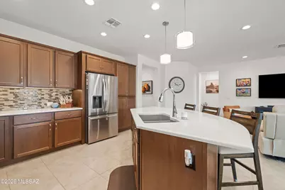 1852 N Riposte Drive, Green Valley, AZ 85614 - Photo 11