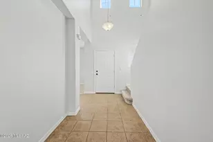 10488 E Capercaillie St, Tucson, AZ 85747 - Photo 9