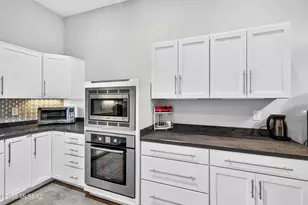 381 S 3rd Ave, Tucson, AZ 85701 - Photo 9