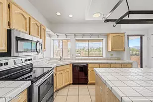 2874 N Marquise Ct, Tucson, AZ 85715 - Photo 17